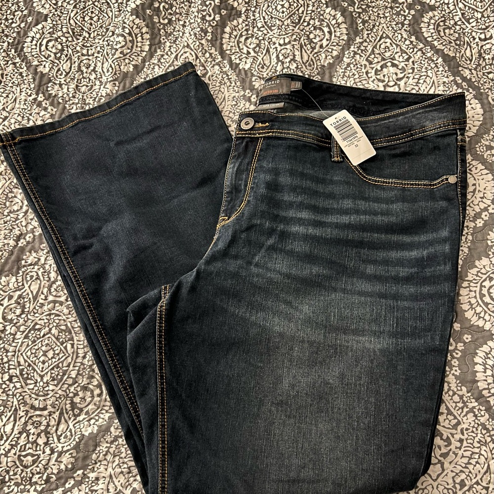 Torrid Jeans 🌸 Size 22 🌺 Luxe Slim Boot Super Stretch 🪩 NWT